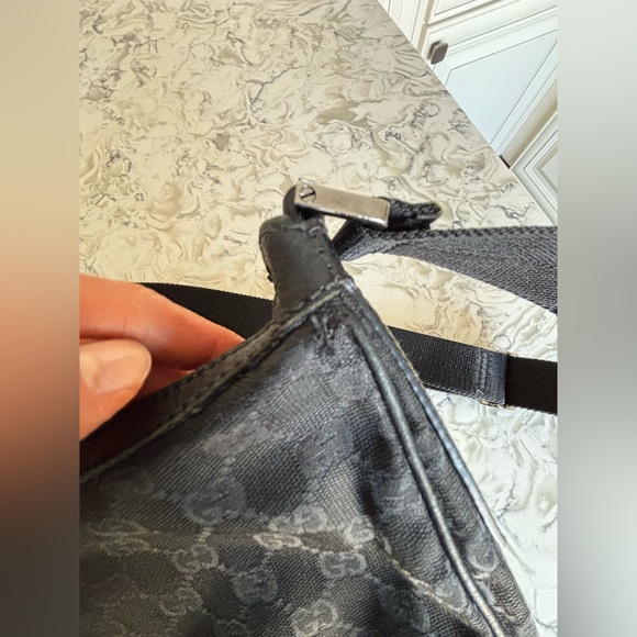 Gucci Tom Ford Era Crossbody Bag - Picture 16 of 16